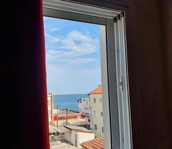 Vesna Luxury & Michel Ap 8 *