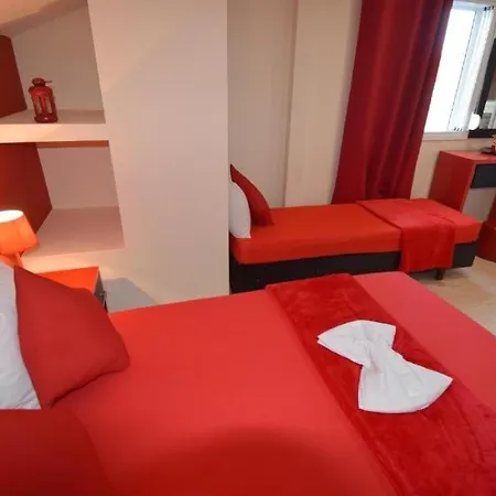 Vesna Luxury & Michel Ap 8 *